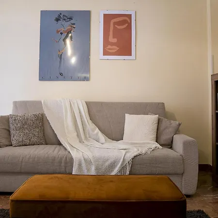 Corno Grande - Spacious - 2 Baths - Wi Fi- Center - Free Parking Апартаменты