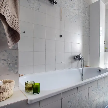 Corno Grande - Spacious - 2 Baths - Wi Fi- Center - Free Parking Daire LʼAquila