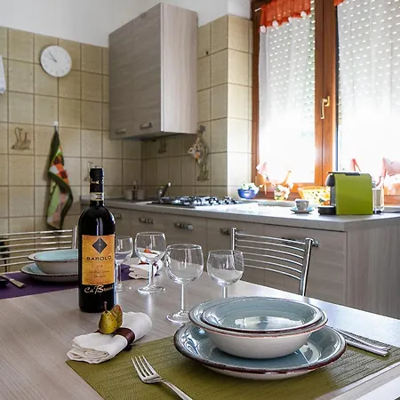 Daire Corno Grande - Spacious - 2 Baths - Wi Fi- Center - Free Parking LʼAquila
