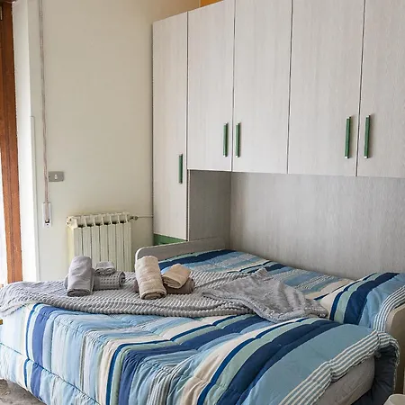 Corno Grande - Spacious Apartment - 2 Baths - Wi Fi- City Center - Free Parking Apartment *