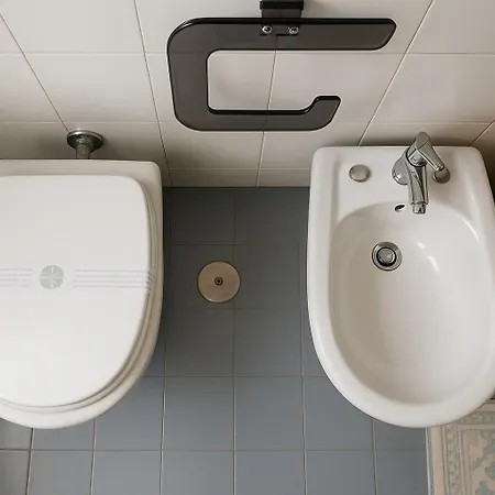 Corno Grande - Spacious - 2 Baths - Wi Fi- Center - Free Parking Л'Акуила